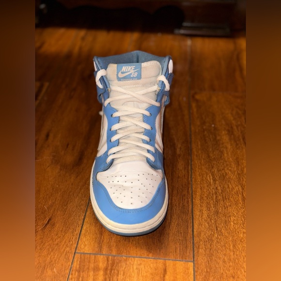 Nike SB Dunk Hi - Picture 9 of 11